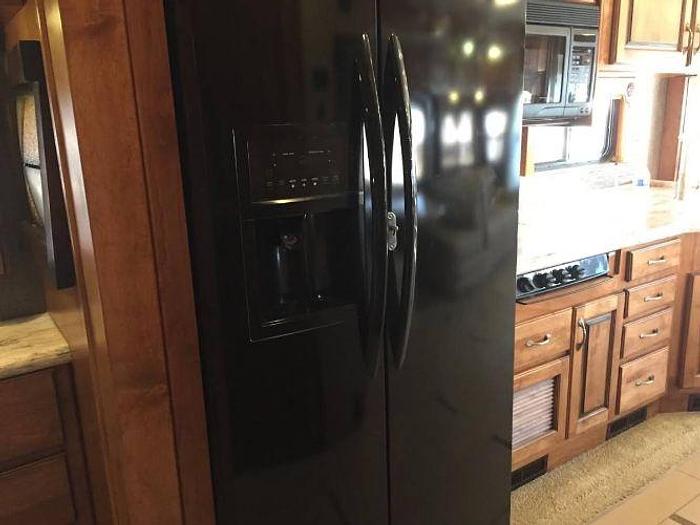 Used 2013 Monaco Knight 40DFT