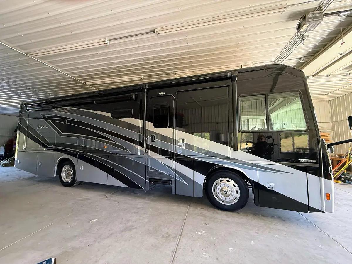 Used 2022 Winnebago Inspire 34AE