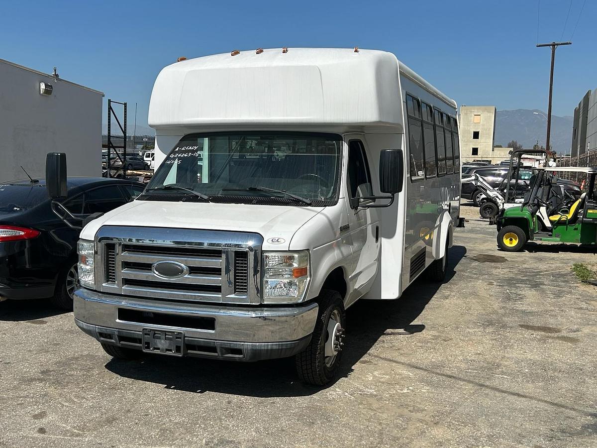 Used 2015 Ford E-450 Shuttle Bus - ONLY 9K MILES