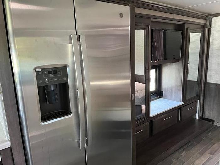 Used 2024 Entegra Coach Vision XL 36C