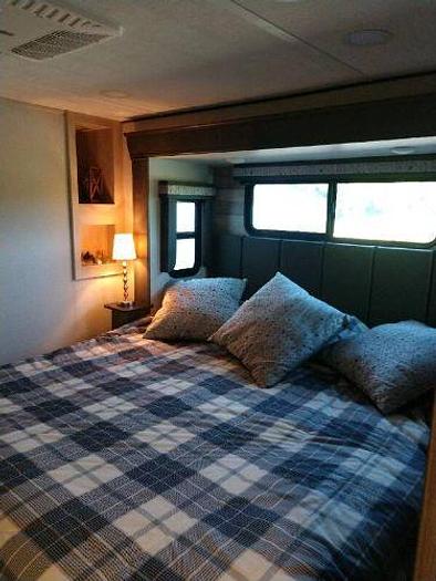 Used 2021 Alliance RV Paradigm 370FB