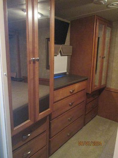 Used 2013 Winnebago Vista 30T