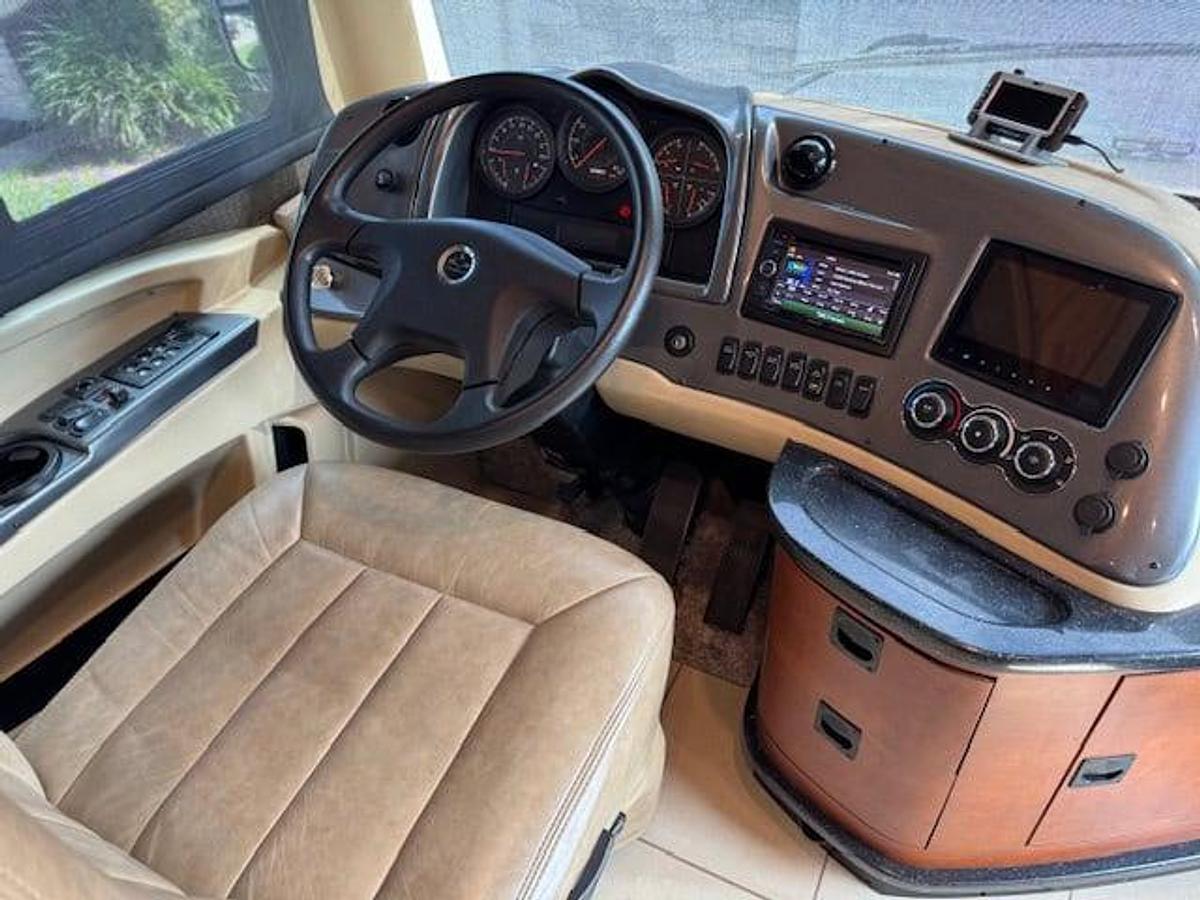 Used 2017 Tiffin Motorhomes Allegro Red 33AA Class A Motorhome