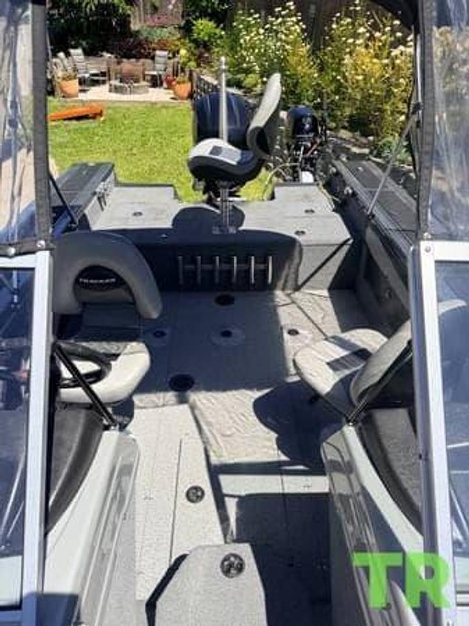 Used 2019 Tracker Targa Deep V Sport & Fish