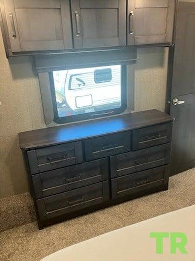 Used 2021 Grand Design Reflection 337RLS Fifth Wheel