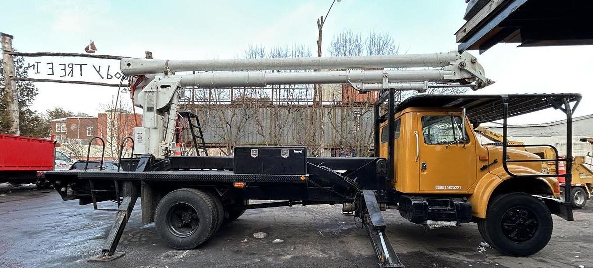Used 2001 International 4700