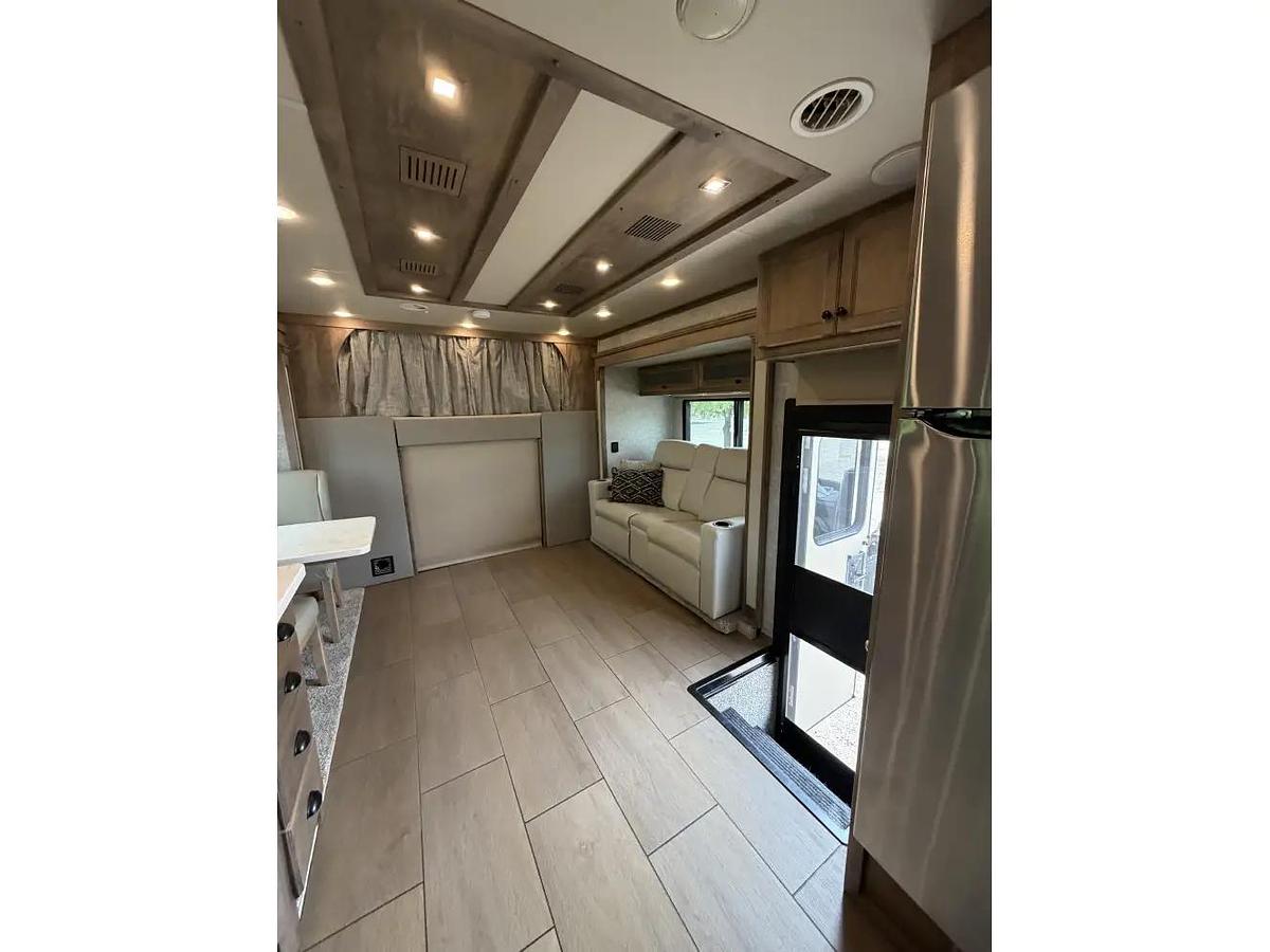 Used 2023 Tiffin Motorhomes Allegro Bay 38CB
