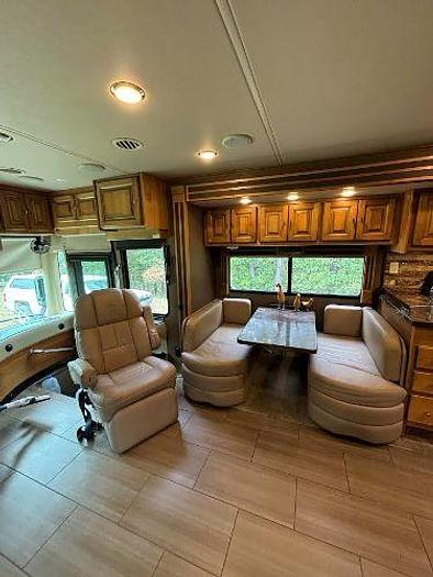 Used 2018 Tiffin Motorhomes Allegro Red 33AA
