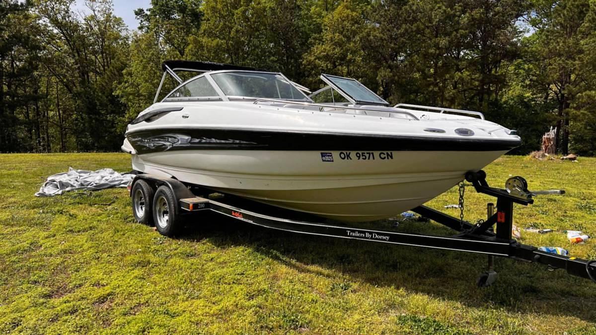 Used 2008 Crownline 305