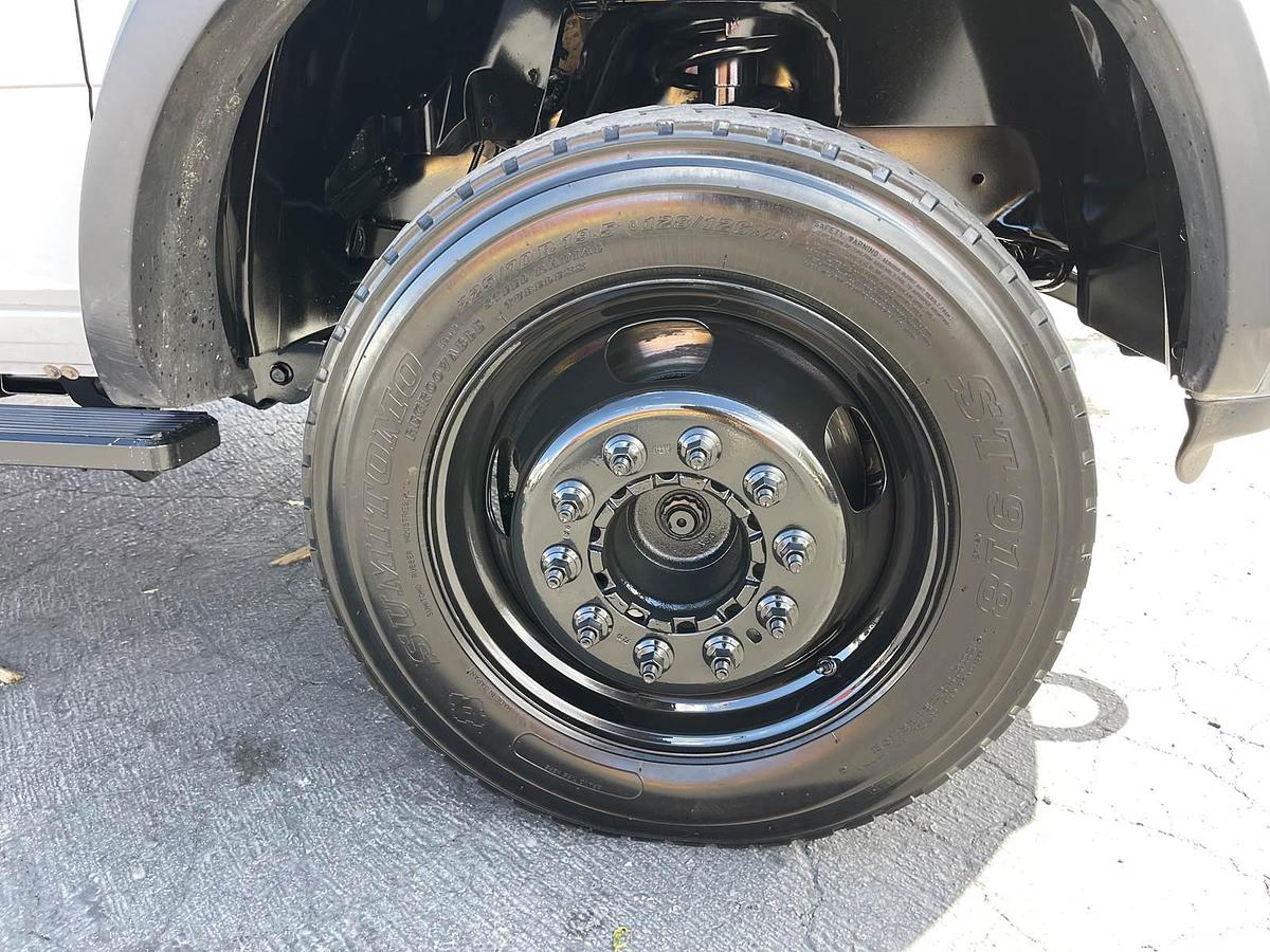 Used 2017 Ram 5500 Flatbed