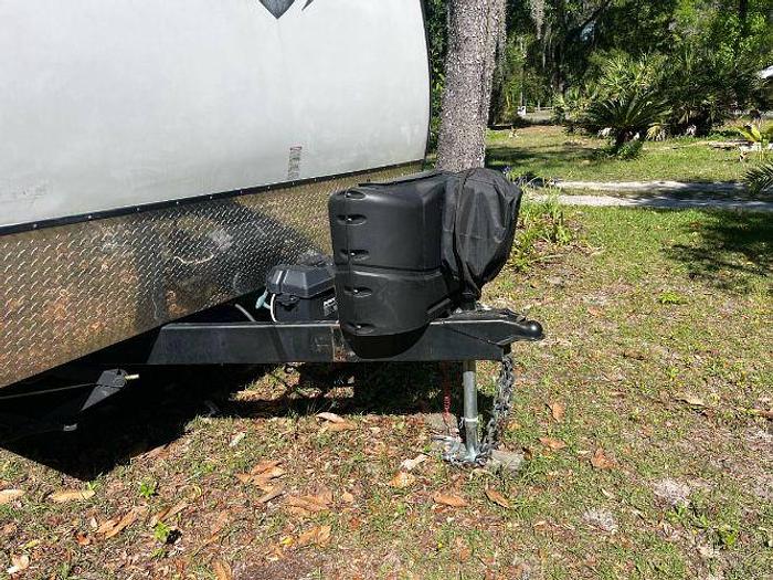 Used 2014 Keystone Carbon 31 Toyhauler