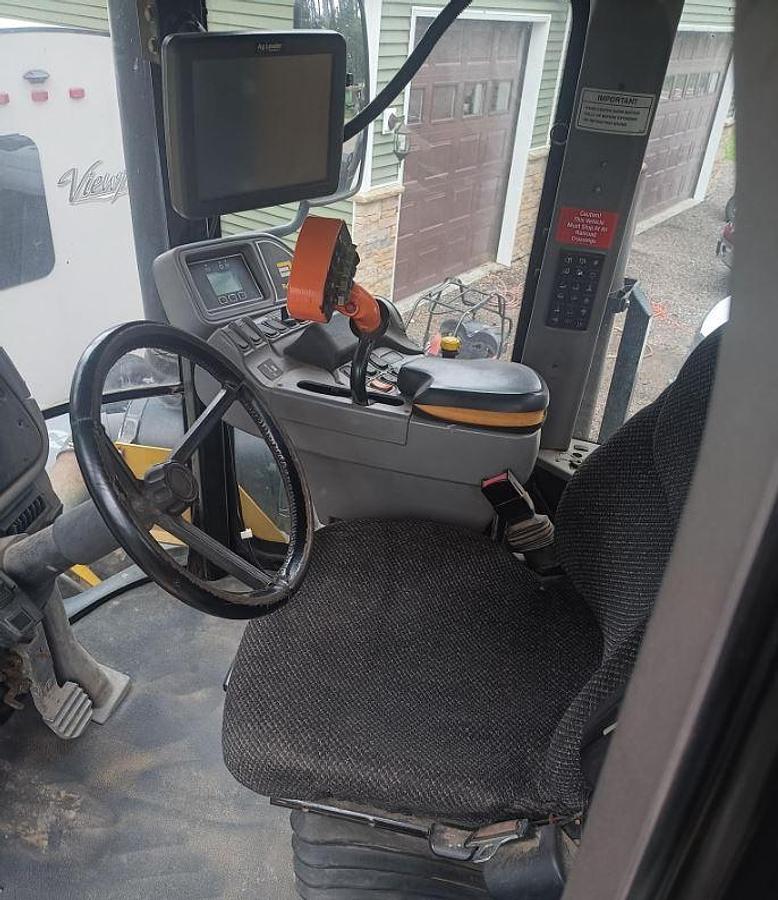 Used 2009 AG-CHEM ROGATOR 1386 Self Propelled Sprayer