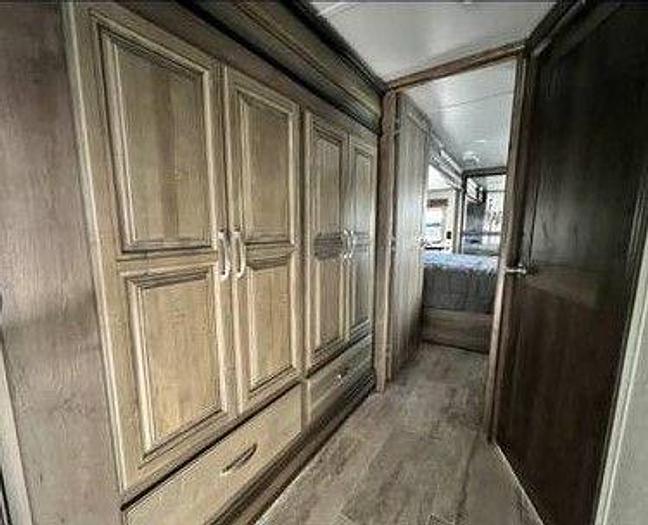 Used 2020 Keystone Montana 3721RL