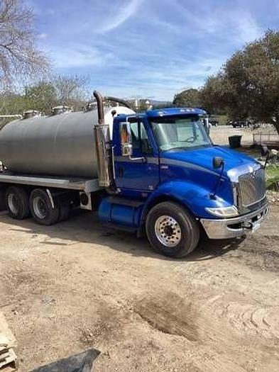 Used 2014 Case IH 80 Barrel Vacuum Truck