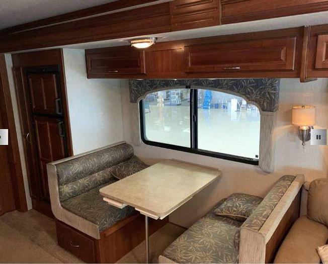 Used 2008 Fleetwood Bounder 35E