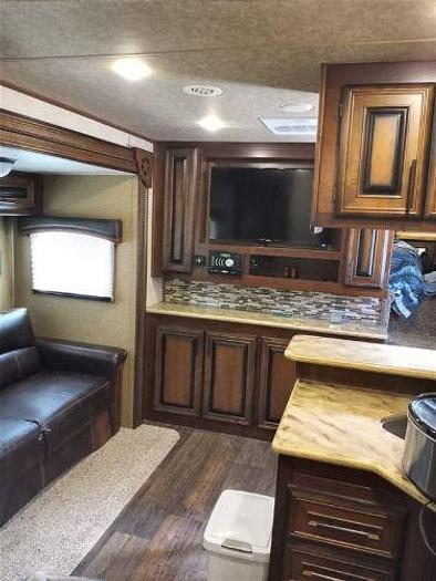 Used 2016 Bison Premier 4 Horse Trailer with Living Quarters