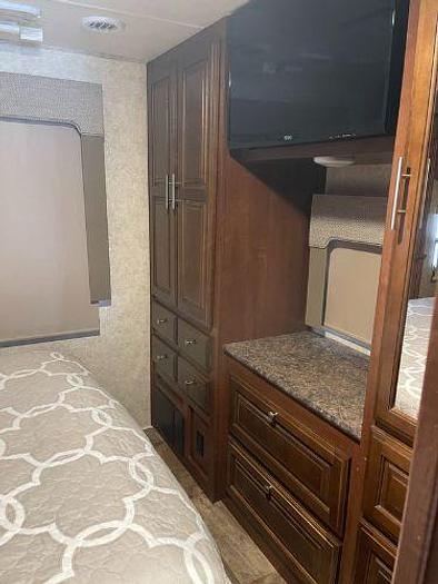 Used 2017 Forest River Georgetown 329DS