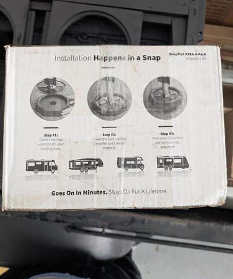 Used 2022 Winnebago Adventurer 29B Class A Motorhome