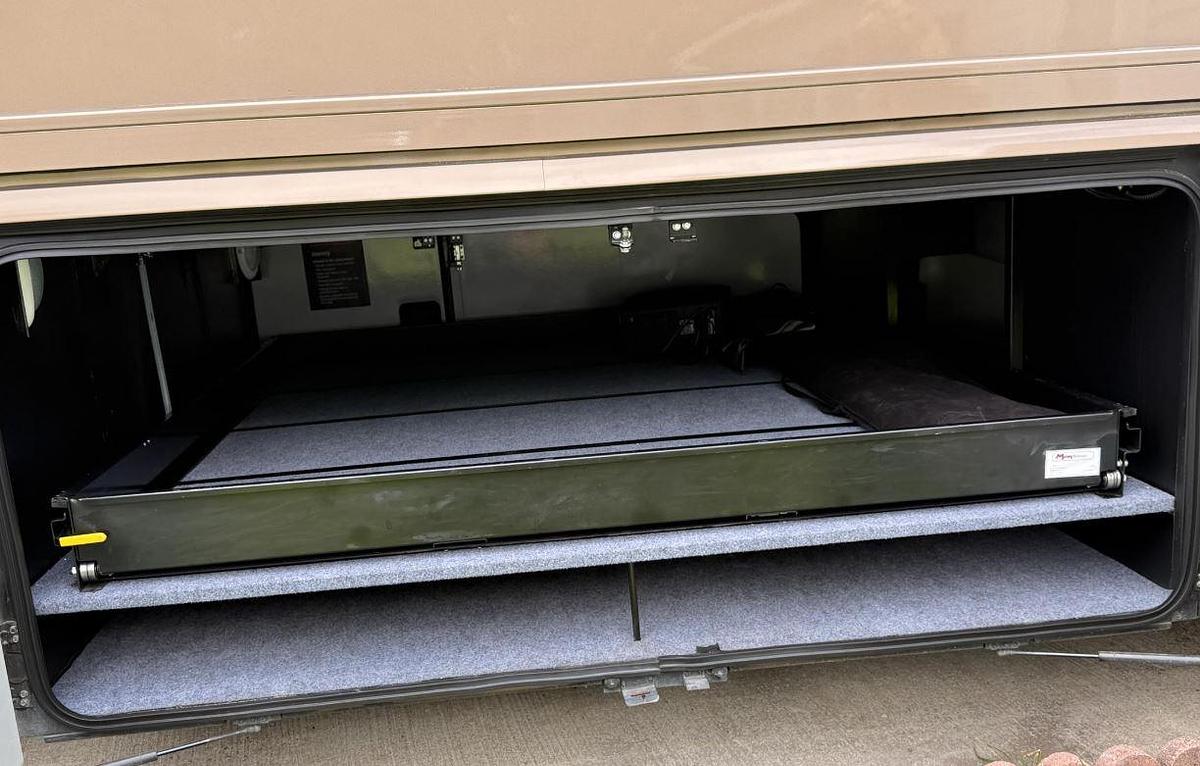 Used 2016 Winnebago Journey 40R