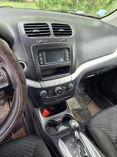 Used 2019 Dodge Journey SE