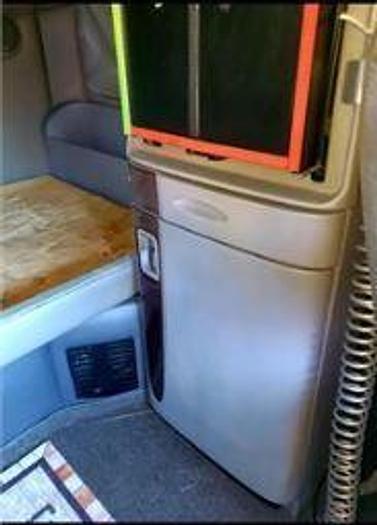 Used 2014 Peterbilt 587