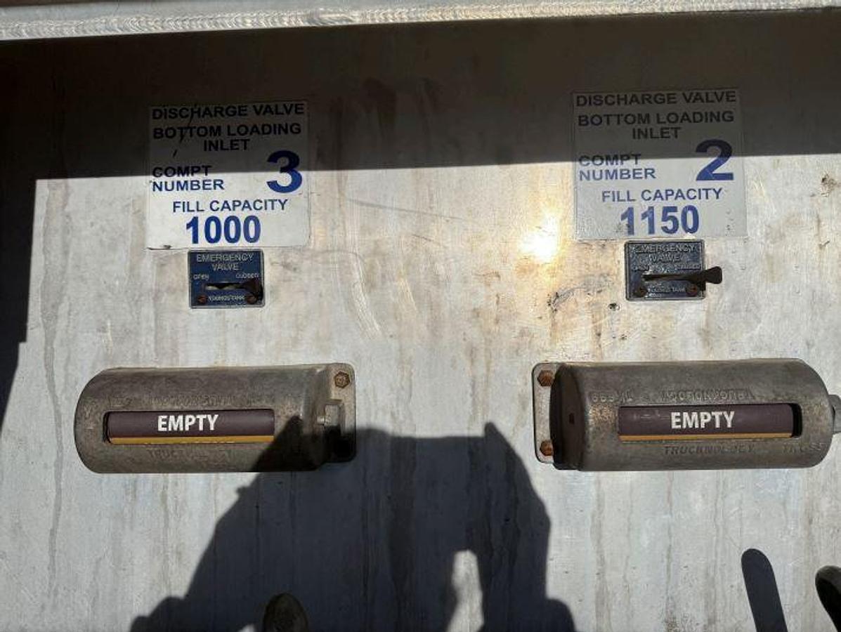 Used Youngs DOT 407 Multi-Compartment Tanker