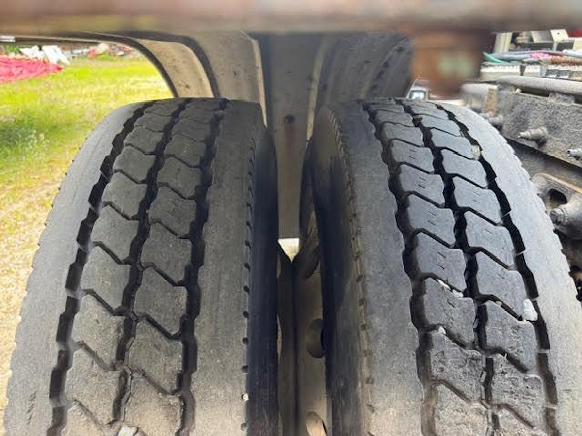 Used 2009 Peterbilt 389