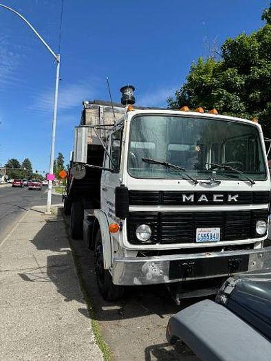 Used 1980 Mack Dump Truck