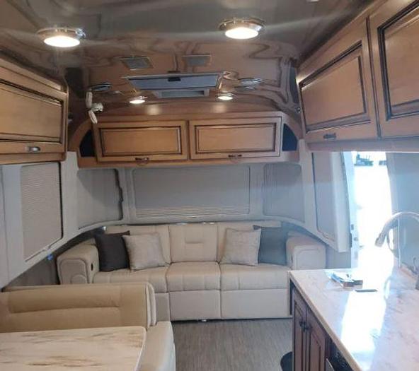 Used 2020 Airstream Classic 30RBT