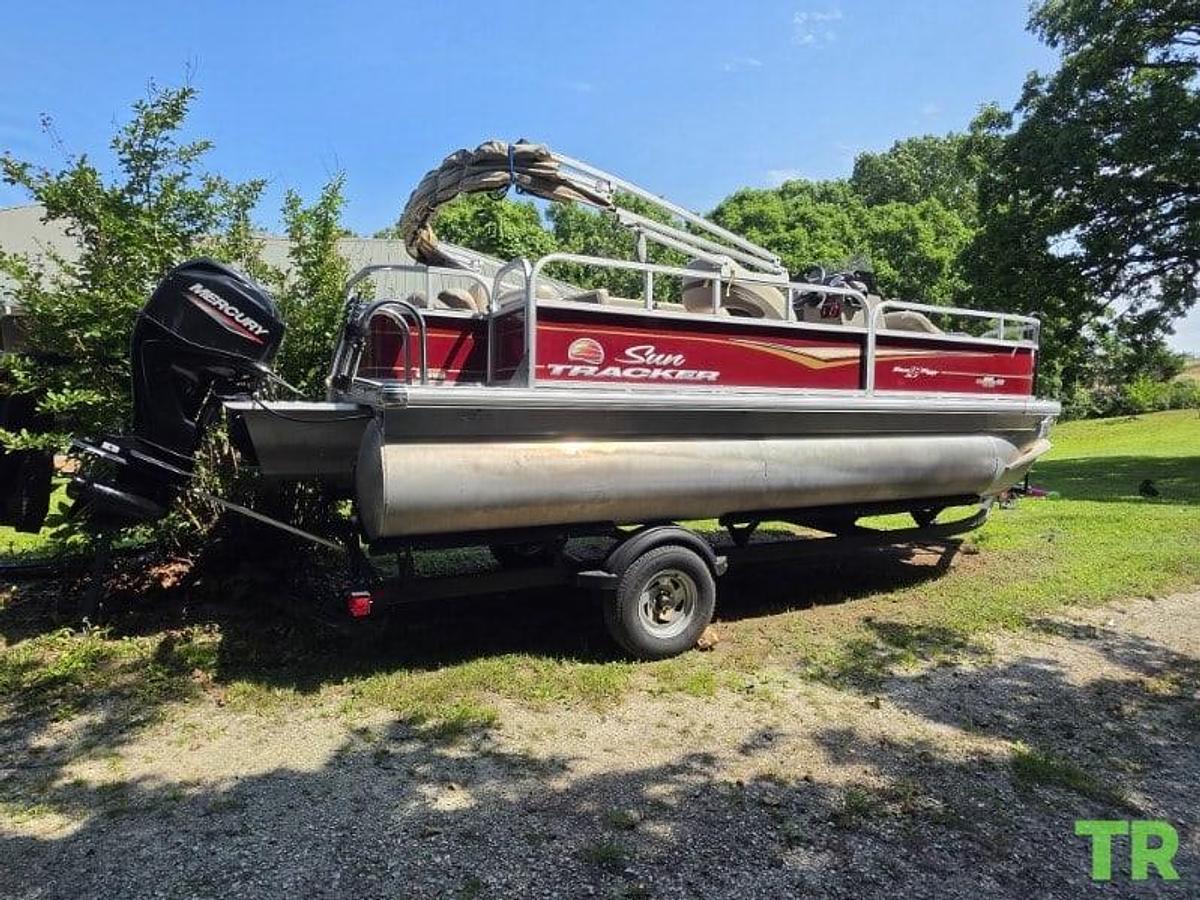 Used 2023 Pontoon Base Buggy 18