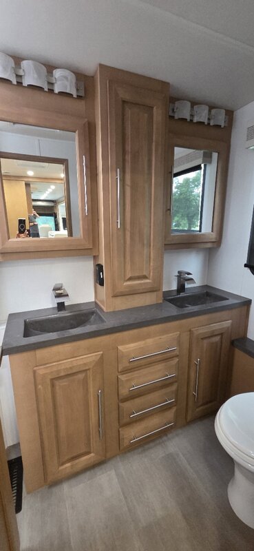 Used 2024 Forest River Georgetown 7 Series GT7 36D7 | Bath & a Half | King Bed | Bunks | Only 19,820 Miles
