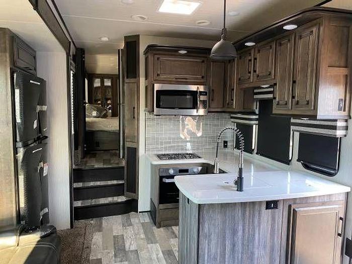 Used 2021 Heartland Cyclone 4007