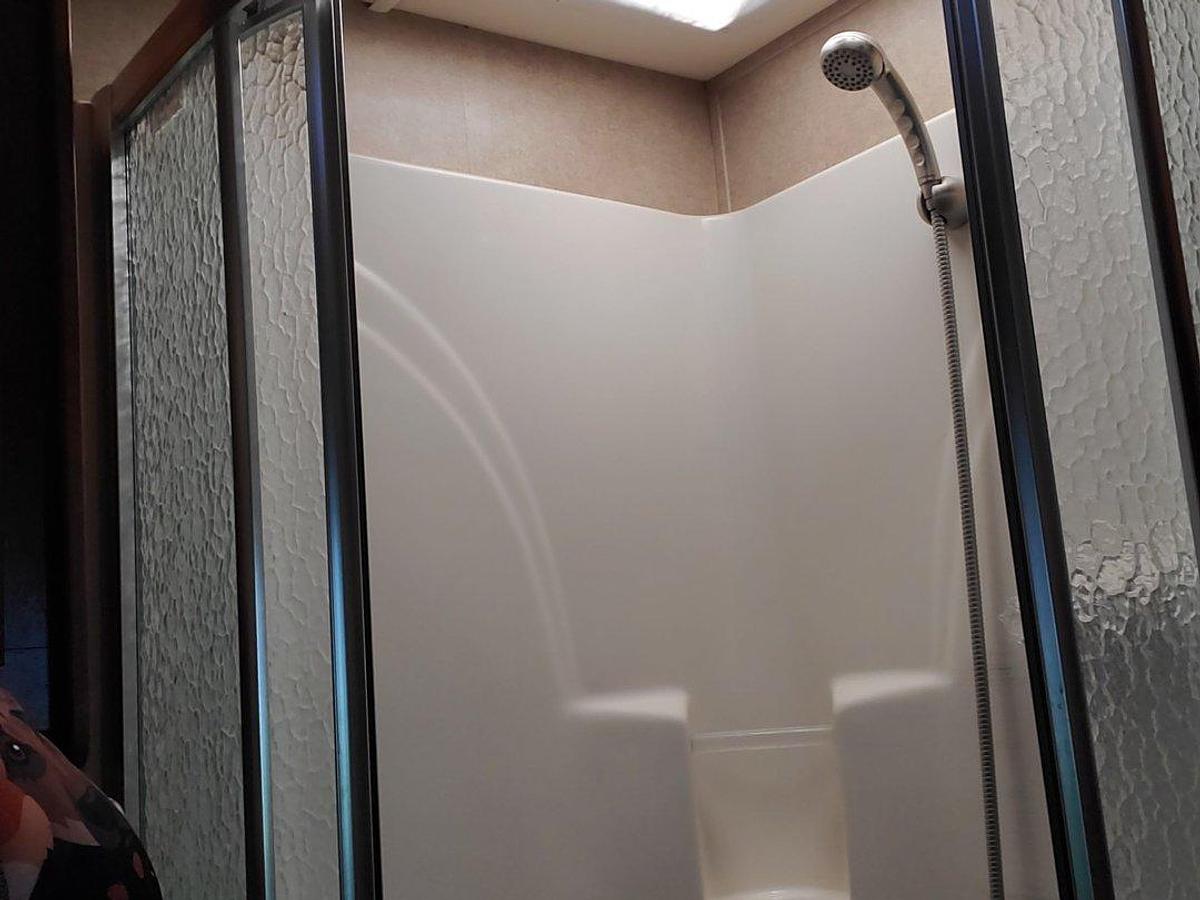 Used 2014 Jayco Seneca 36FK