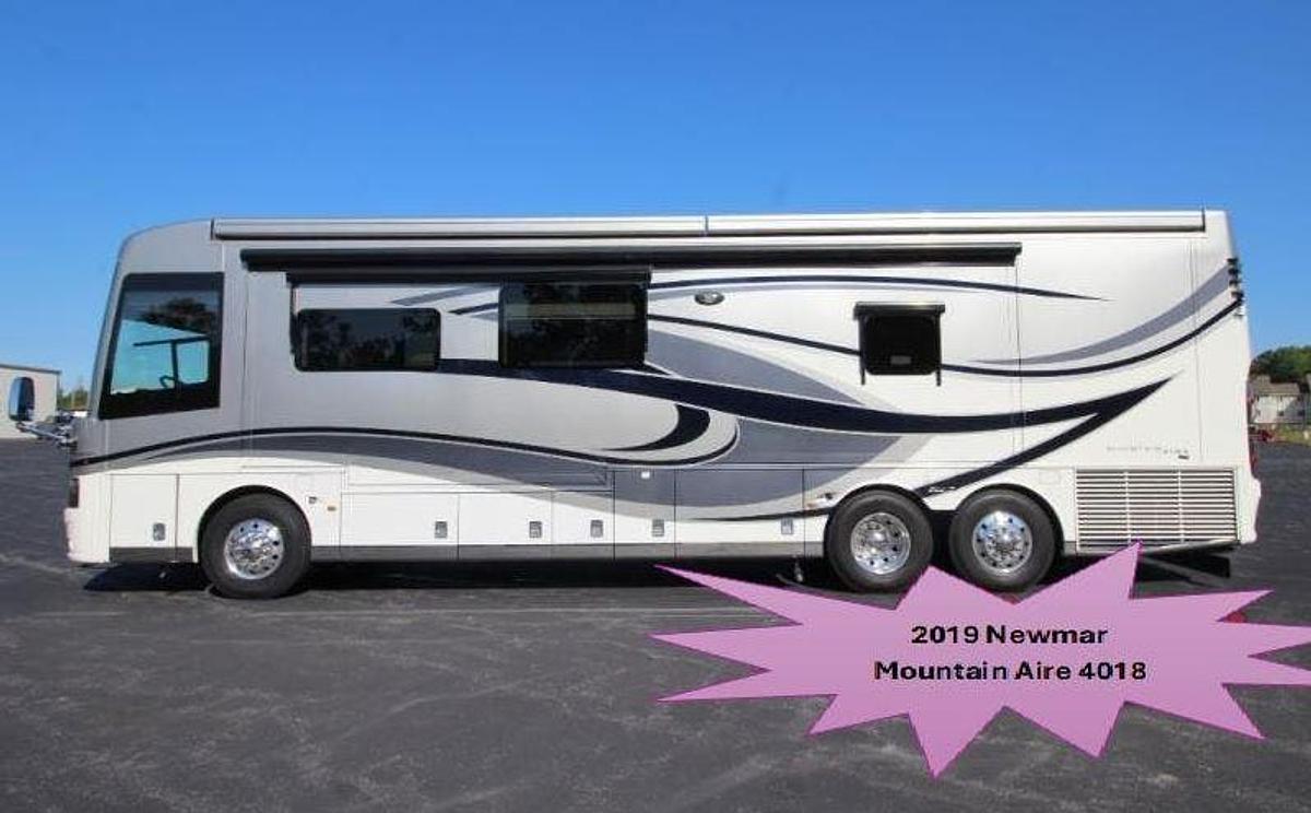 Used 2019 Newmar Mountain Aire 4018
