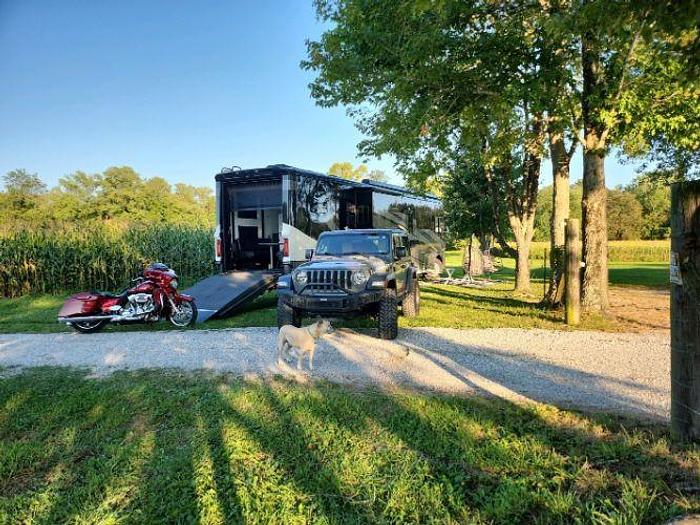 Used 2021 Newmar Canyon Star 3927