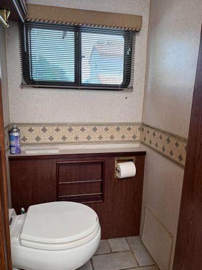 Used 2003 Winnebago Journey DL