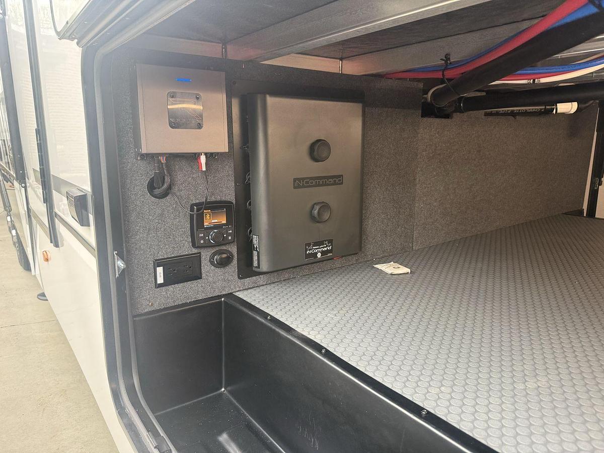 Used 2025 Keystone Raptor 433 Toy Hauler Fifth Wheel