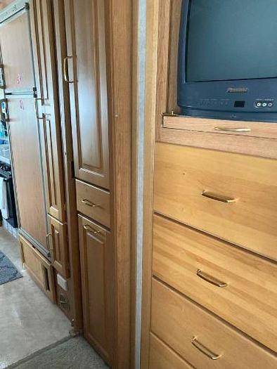 Used 2001 Fleetwood Expedition