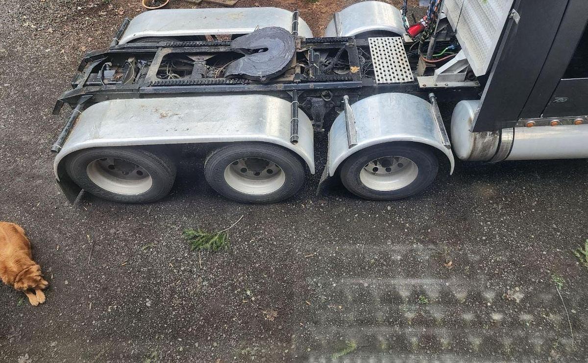 Used 2006 Western Star 4900 Conventional Sleeper Cab