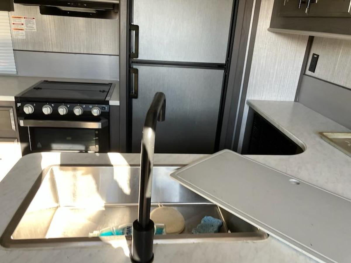 Used 2018 Heartland Fuel F-287 Travel Trailer Toy Hauler