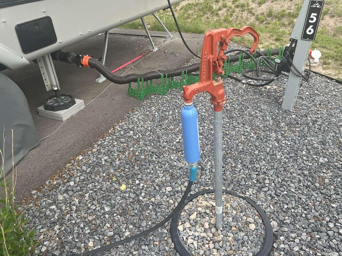 Used 2022 Keystone Montana 3761FL