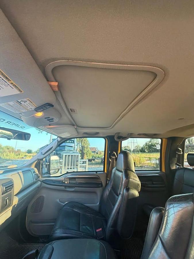 Used 2005 Ford F-350 Super Duty Crew Cab Lariat 4x4 6.0L Power Stroke
