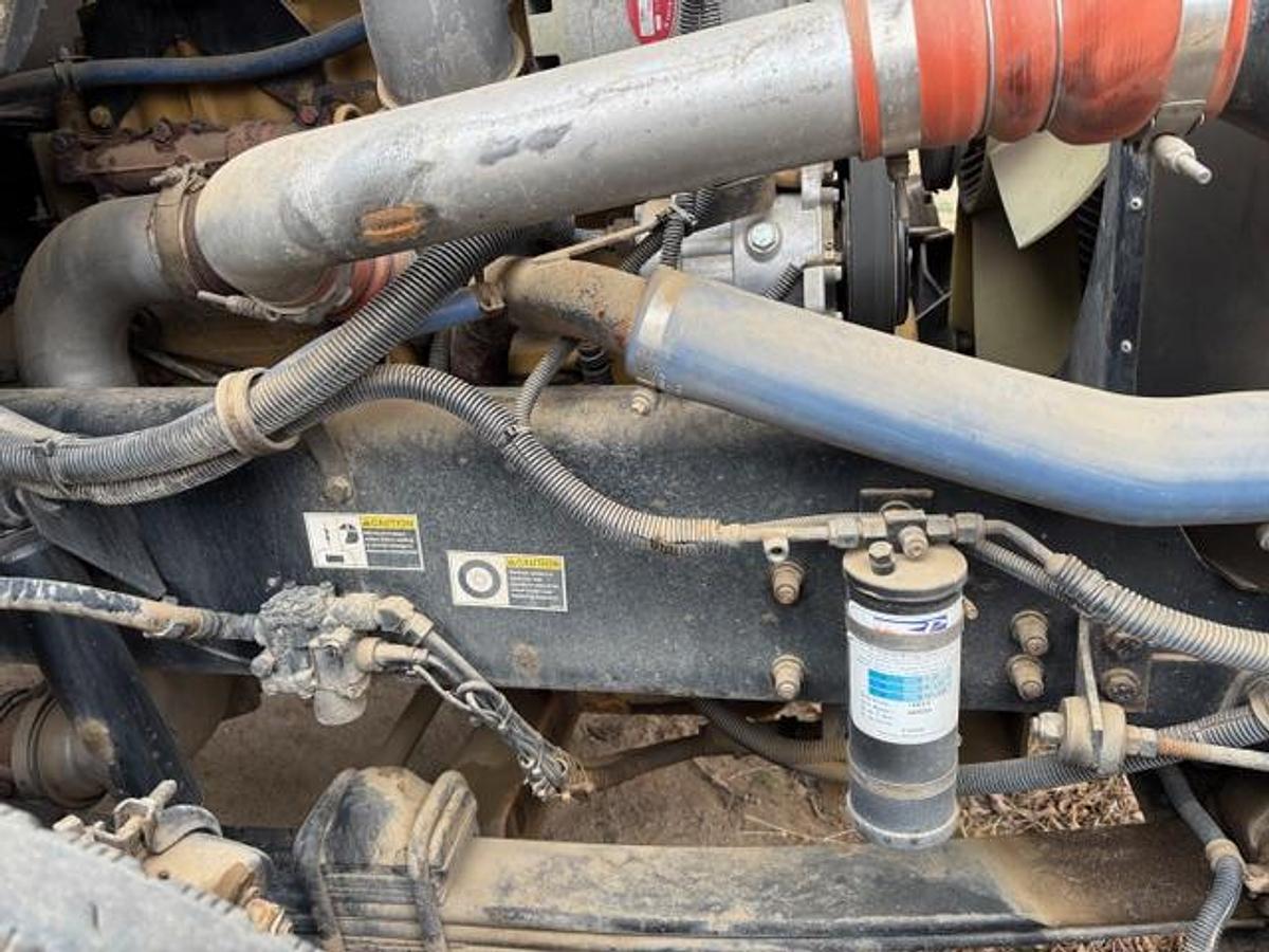 Used 2001 KENWORTH T300