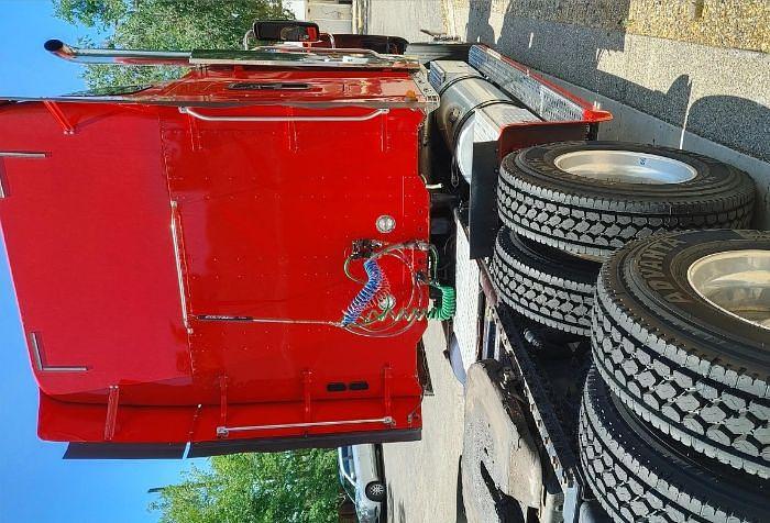 Used 2020 Freightliner CORONADO 132