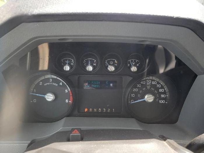 Used 2011 Ford F550 Mounted on Altec AT235