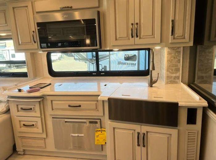 Used 2023 Newmar Dutch Star 4369