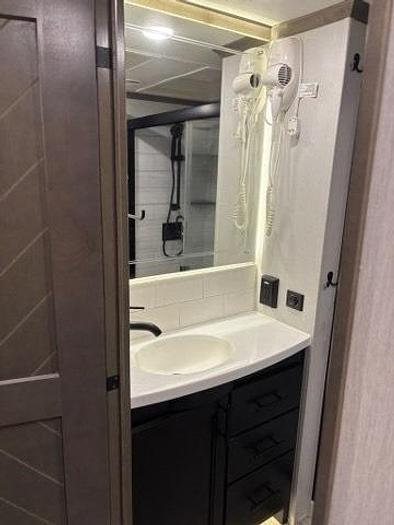 Used 2021 Forest River Riverstone 42FSKG