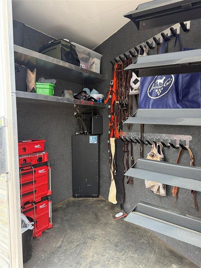 Used 2018 Cimarron Norstar 4 Horse Trailer with Living Quarters