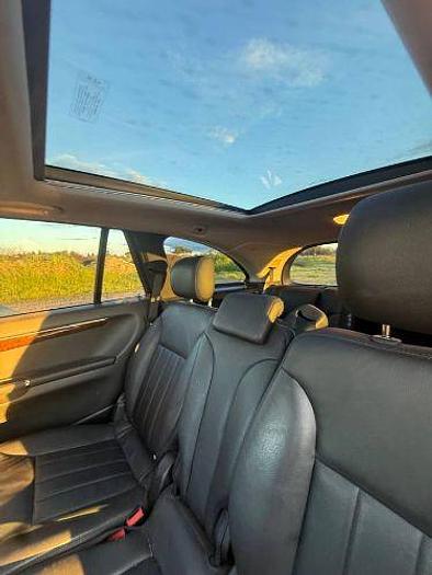 Used 2010 Mercedes-Benz R-Class R350 4MATIC