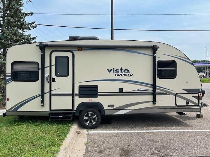 Used 2018 Gulf Stream Vista Cruiser 19ERD